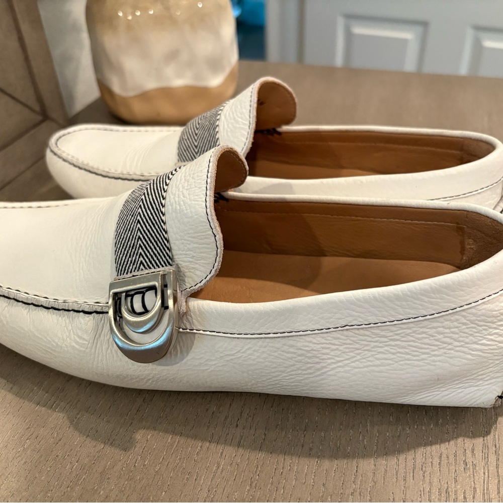 Men's Donald J. Pliner White and Black Slip-On Loafers; Size 10 - Picture 5 of 9